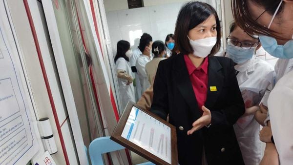 Sự kiện: Đồng hành cùng “Khóa học căng chỉ trong thẩm mỹ da” – Bệnh Viện Da Liễu Trung Ương